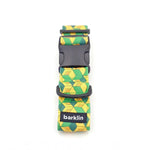 Breites Hundehalsband 4 cm Pixel Grid Muster mit ECONABLE recycelter Nylon Schnalle zeigt Side Release Struktur