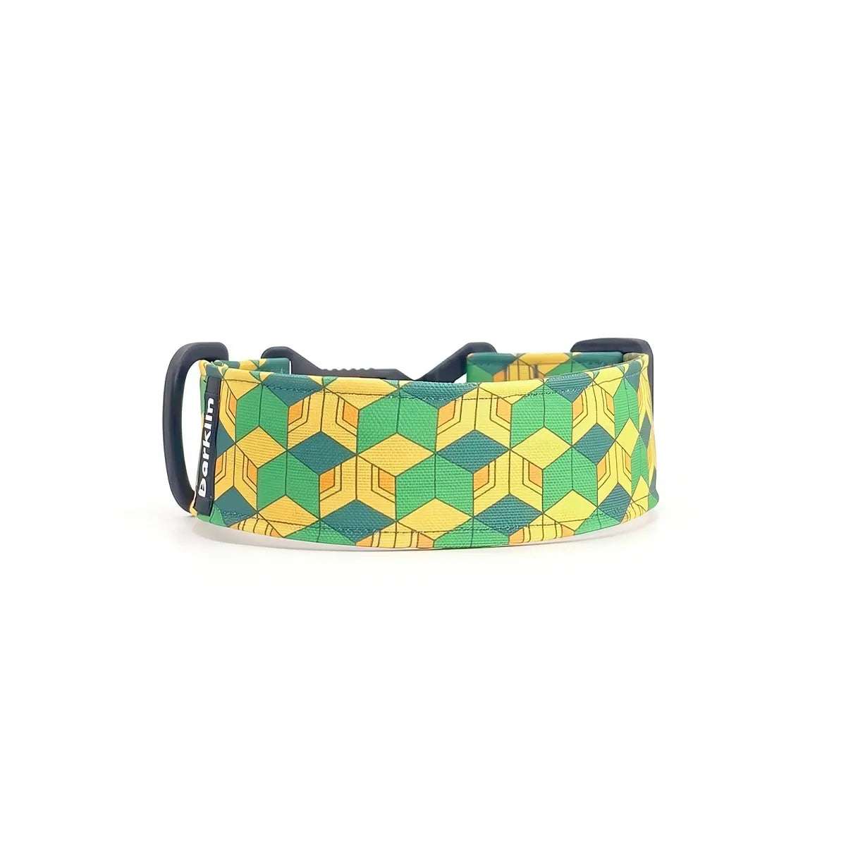 Breites Hundehalsband 4 cm Pixel Grid Muster mit grüner gelber und orangefarbener geometrischer Rasterkomposition in gebogener Form dargestellt